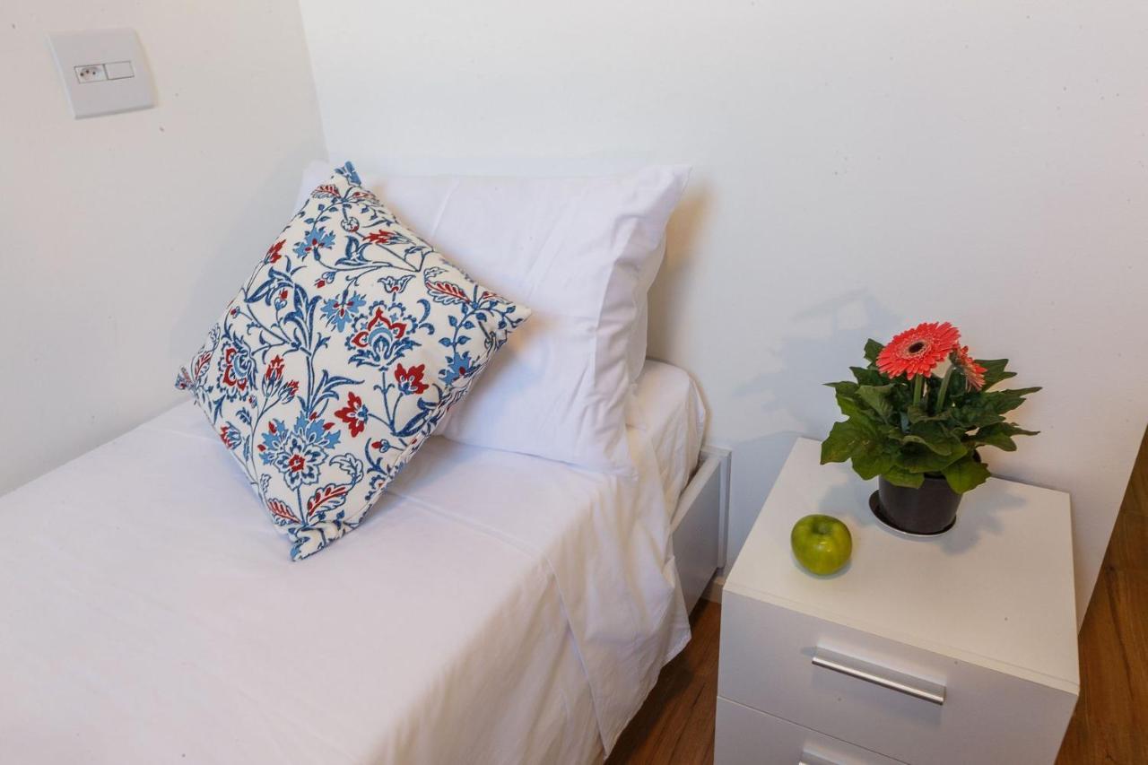 Apartamento Com Quintal Em Alto De Pinheiros 圣保罗 外观 照片
